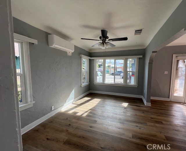 Detail Gallery Image 8 of 18 For 1288 W 11th, San Bernardino,  CA 92411 - 3 Beds | 1 Baths