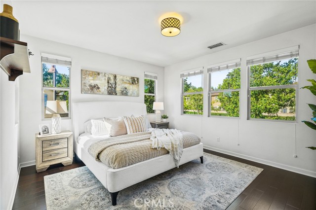15 Clover, Lake Forest CA: https://media.crmls.org/medias/415081bb-66ae-47a1-8aaf-9f562aa5e8aa.jpg