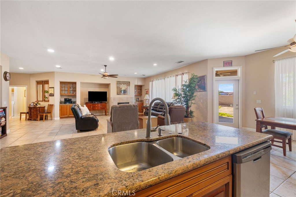 MLS #OC25198586 image #29