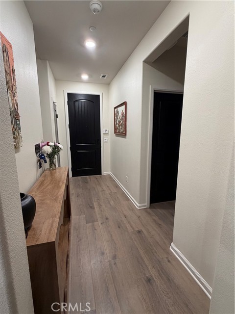 Detail Gallery Image 9 of 12 For 4029 Summer, Corona,  CA 92883 - 4 Beds | 3 Baths