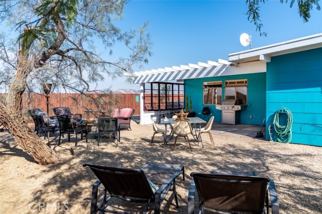 Detail Gallery Image 6 of 25 For 81320 Brown Rd, Twentynine Palms,  CA 92277 - 2 Beds | 1 Baths