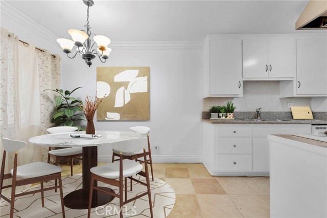 Image 1 of 3 For 7000 La Cienega Boulevard 13