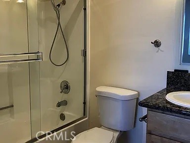 11041 La Maida Street, North Hollywood CA: https://media.crmls.org/medias/415433e6-2925-4e61-8481-7355ca1e1d4d.jpg