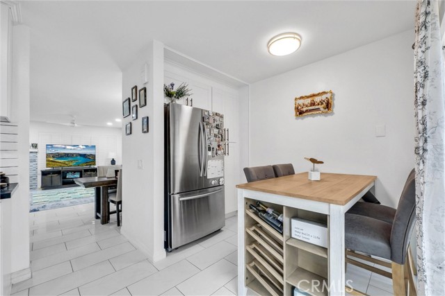 Detail Gallery Image 5 of 36 For 15970 Hyde Ct, Fountain Valley,  CA 92708 - 2 Beds | 1/1 Baths