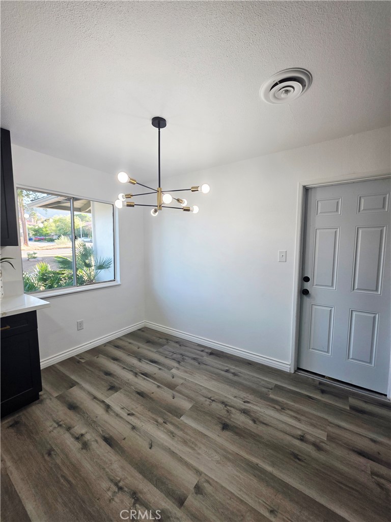 MLS #SR25227371 image #10