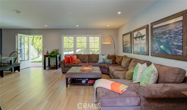 Detail Gallery Image 15 of 40 For 138 Paseo De Gracia, Redondo Beach,  CA 90277 - 3 Beds | 4 Baths