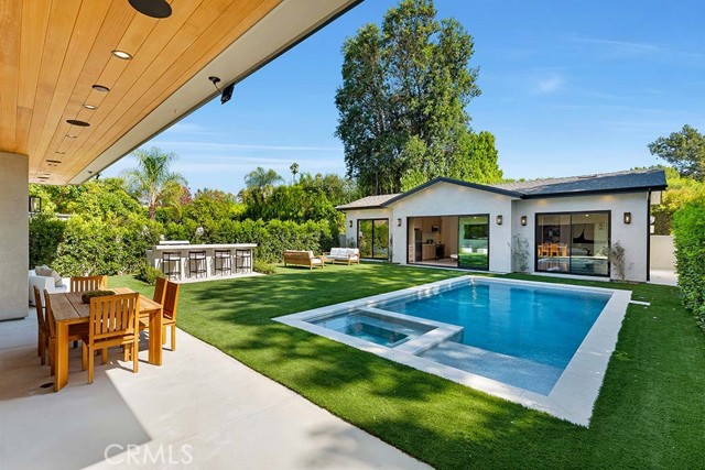 Detail Gallery Image 52 of 62 For 13024 Bloomfield St, Studio City,  CA 91604 - 6 Beds | 6/1 Baths