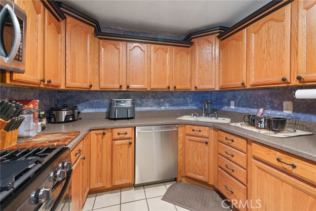 Detail Gallery Image 16 of 34 For 913 E Virginia, Barstow,  CA 92311 - 3 Beds | 2 Baths