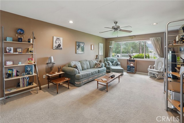 Image 4 of 27 For 18720 Wellhaven Street