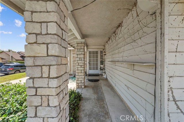 6763 Poinsettia Court, Chino CA: https://media.crmls.org/medias/41580d8e-de2a-47c4-b783-5cdcc345ec5b.jpg
