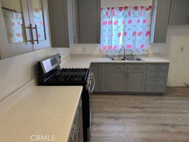 Detail Gallery Image 2 of 8 For 20701 Schoolcraft, Winnetka,  CA 91306 - 3 Beds | 2 Baths