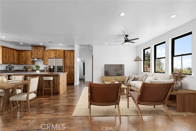 Detail Gallery Image 10 of 37 For 6010 Sunny Ln, Paradise,  CA 95969 - 3 Beds | 2 Baths