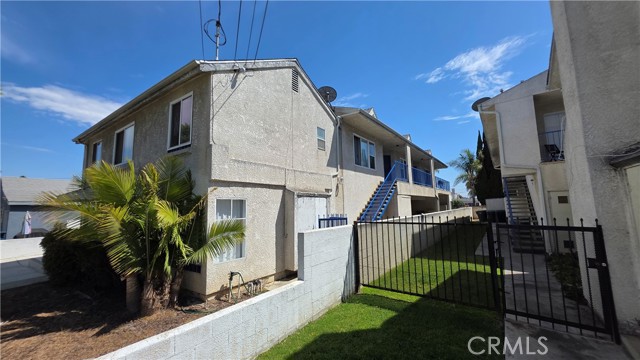 Detail Gallery Image 4 of 21 For 1040 W 165th Pl, Gardena,  CA 90247 - 12 Beds | 9 Baths