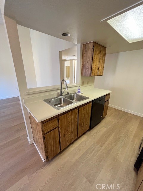 Detail Gallery Image 8 of 27 For 2230 Loara, Anaheim,  CA 92802 - 1 Beds | 1 Baths