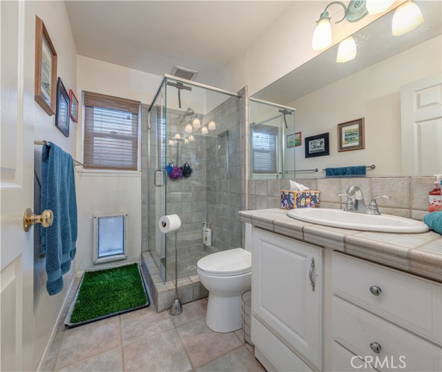 Detail Gallery Image 17 of 44 For 15091 Touraine Way, Irvine,  CA 92604 - 4 Beds | 3 Baths