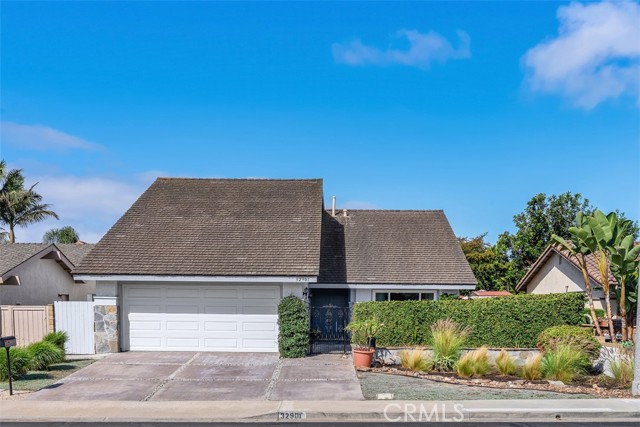 Detail Gallery Image 1 of 41 For 32901 Buccaneer, Dana Point,  CA 92629 - 5 Beds | 2/1 Baths