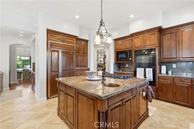 Detail Gallery Image 26 of 72 For 3939 W Robinwood, Visalia,  CA 93291 - 5 Beds | 4/1 Baths