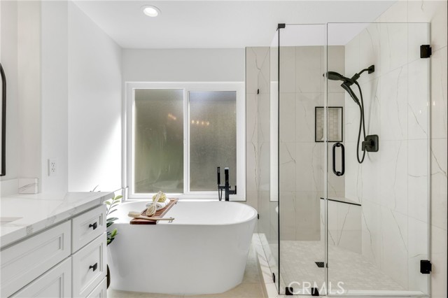 Image 22 of 52 For 32 Arrivo Drive