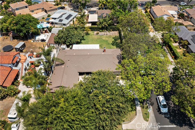 2304 Lewis Street, Santa Ana CA: https://media.crmls.org/medias/415e0fc4-6893-497c-afbf-f73f3cbc5a7a.jpg