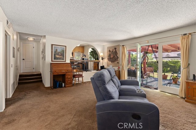 Detail Gallery Image 14 of 35 For 860 Emerson St, Upland,  CA 91784 - 4 Beds | 3 Baths