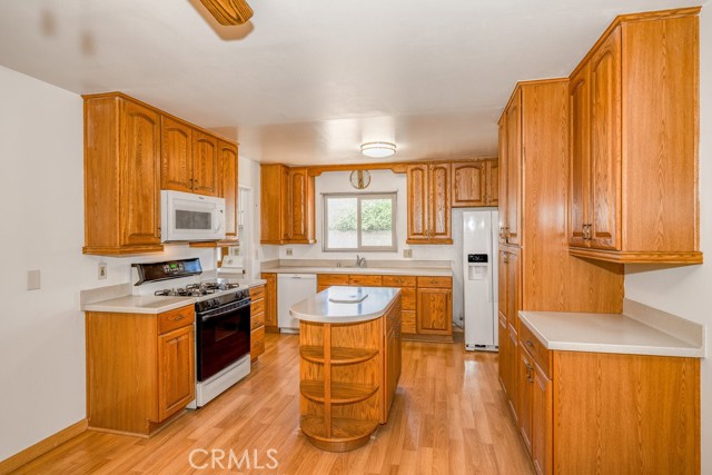 Detail Gallery Image 9 of 29 For 1557 E Farland St, Covina,  CA 91724 - 4 Beds | 2 Baths