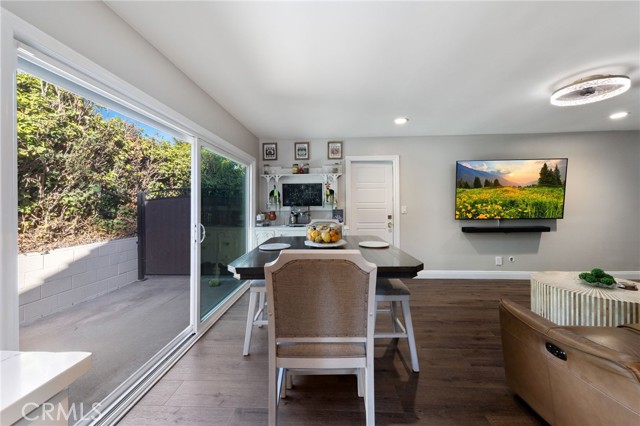 Detail Gallery Image 16 of 61 For 1319 via Esperanza, San Dimas,  CA 91773 - 6 Beds | 3 Baths