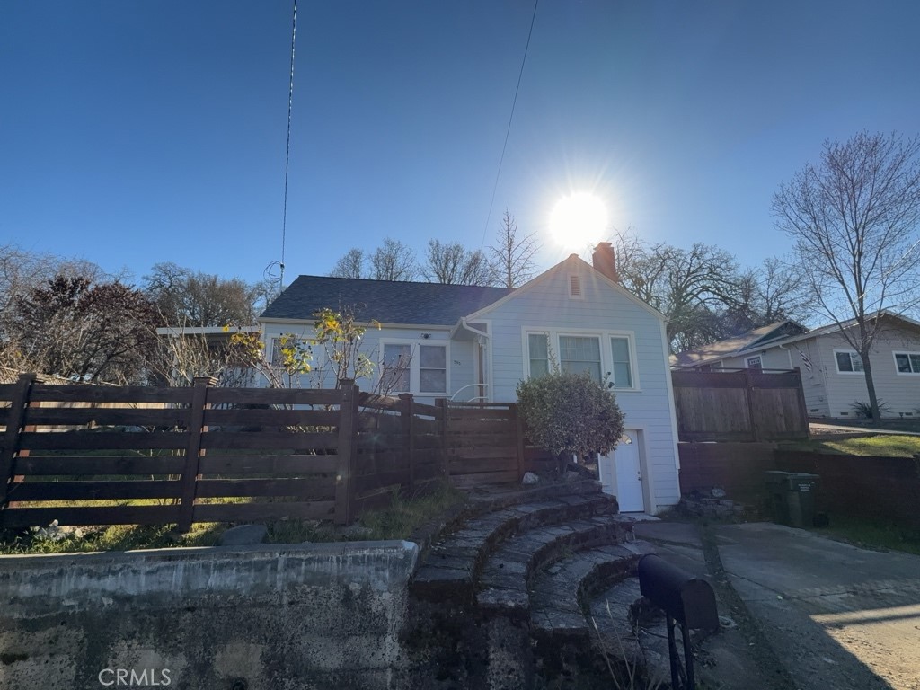 595 9th Street
