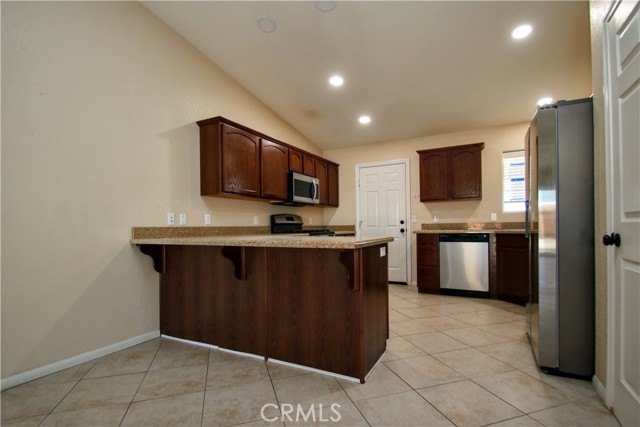 6789 Copper Mountain, 29 Palms CA: https://media.crmls.org/medias/41607b34-71a1-424a-bc07-76ff2259f675.jpg