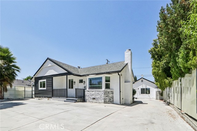 Detail Gallery Image 3 of 51 For 17043 Celtic St, Granada Hills,  CA 91344 - 4 Beds | 3 Baths