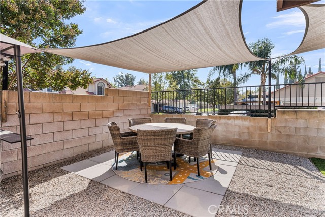 1105 W Victoria Street, Rialto CA: https://media.crmls.org/medias/4160edda-5a72-42a9-86c0-3b2d72af5291.jpg