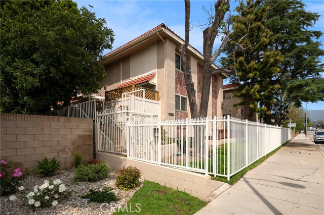 10159 De Soto Avenue, #202, Chatsworth (los Angeles), CA 91311 Listing Photo  32