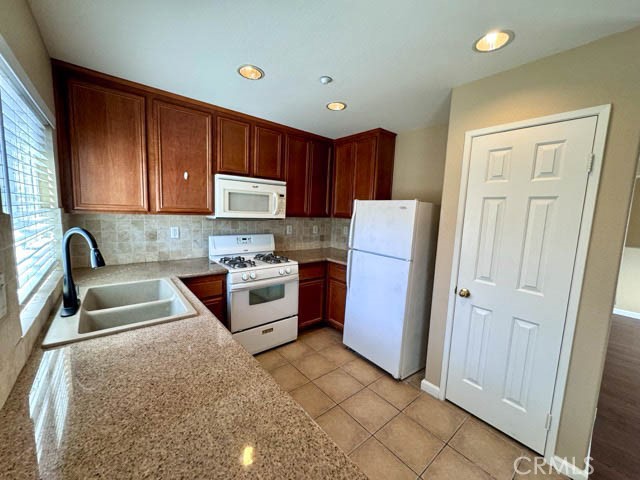 Detail Gallery Image 17 of 36 For 25826 Iris Ave a,  Moreno Valley,  CA 92551 - 2 Beds | 2 Baths