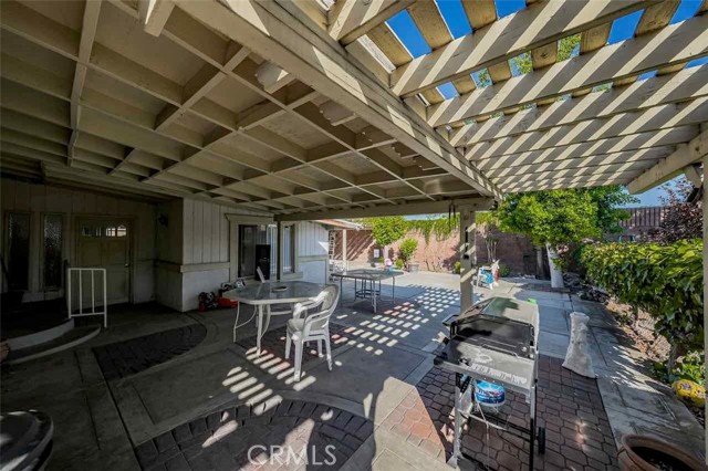 Detail Gallery Image 14 of 49 For 9279 Indiana Ave, Riverside,  CA 92503 - 4 Beds | 2 Baths