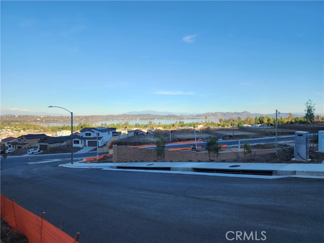 Detail Gallery Image 5 of 9 For 11 Bowmore Way, Lake Elsinore,  CA 92530 - – Beds | – Baths