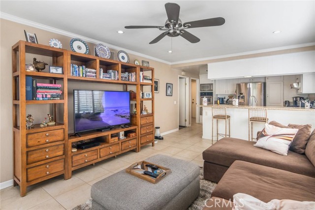 Detail Gallery Image 12 of 28 For 19343 Pauma Valley, Porter Ranch,  CA 91326 - 3 Beds | 2 Baths