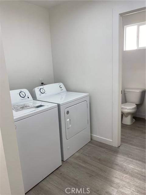 Detail Gallery Image 7 of 9 For 1432 1/2 E 20th St, Los Angeles,  CA 90011 - 5 Beds | 4 Baths