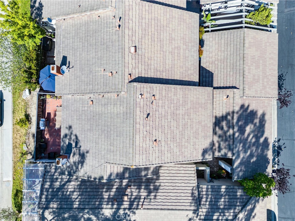 https://media.crmls.org/medias/41643328-faae-4d8d-b867-6fcf4b3942c2.jpg?preset=X-Large