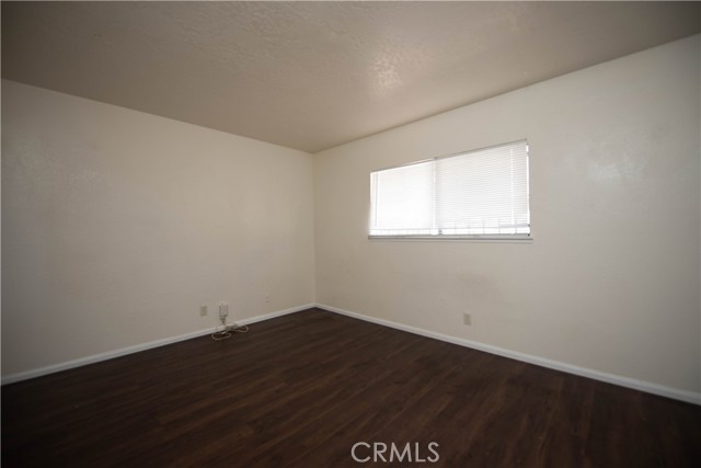 Detail Gallery Image 7 of 10 For 12212 Kiowa Rd #3,  Apple Valley,  CA 92308 - 2 Beds | 1 Baths