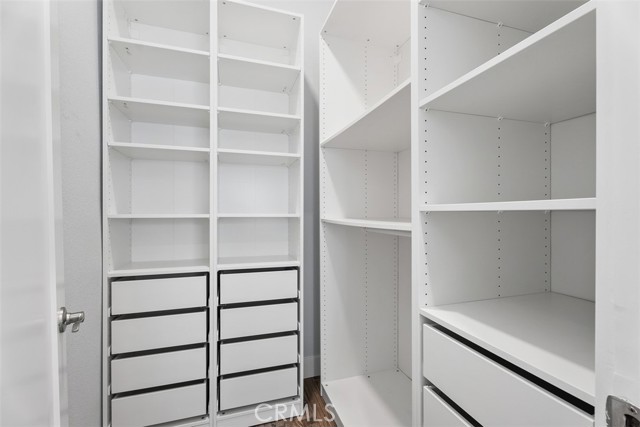 21321 Spruce, Mission Viejo CA: https://media.crmls.org/medias/4164fb47-700c-4e2a-baad-2f6c5daea1d7.jpg