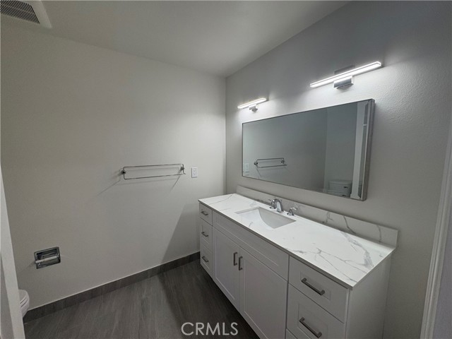 Detail Gallery Image 13 of 30 For 18550 Hatteras St #86,  Tarzana,  CA 91356 - 2 Beds | 3 Baths