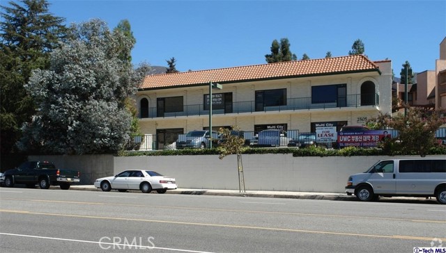 2505 foothill Boulevard, La Crescenta, California 91214, ,Commercial Lease,For Rent,2505 foothill Boulevard,CRGD25157860