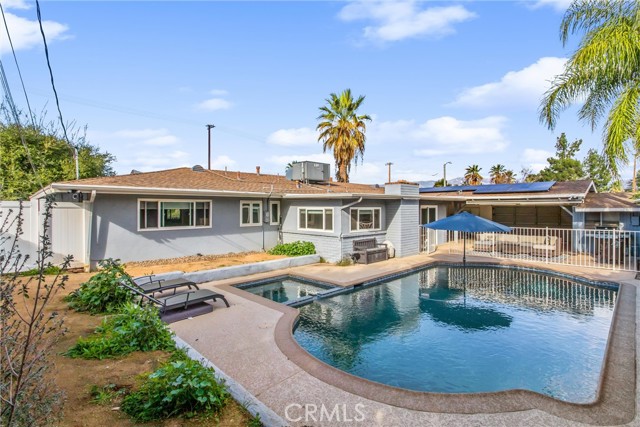 Detail Gallery Image 31 of 52 For 1235 W Cypress, Redlands,  CA 92373 - 5 Beds | 3 Baths