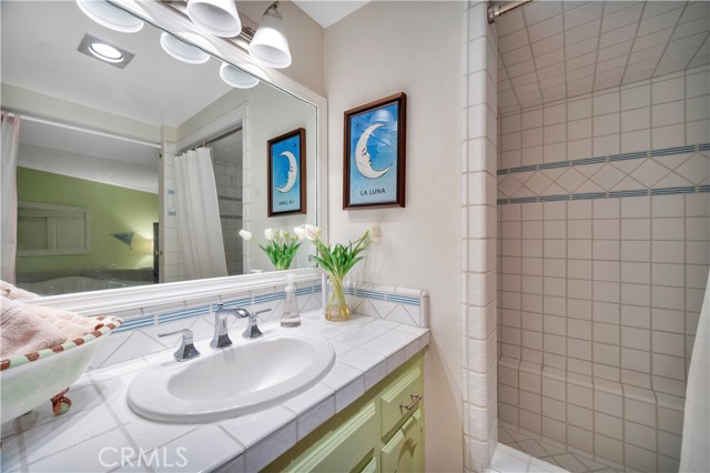 653 Manhattan Beach Blvd., Manhattan Beach, California 90266, 2 Bedrooms Bedrooms, 0 ,2 BathroomsBathrooms,Residential,For Sale,Manhattan Beach Blvd.,0,SB26112848