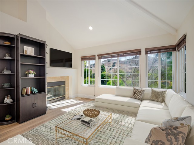 Detail Gallery Image 1 of 29 For 4240 Lost Hills Rd #3005,  Calabasas,  CA 91301 - 2 Beds | 2 Baths