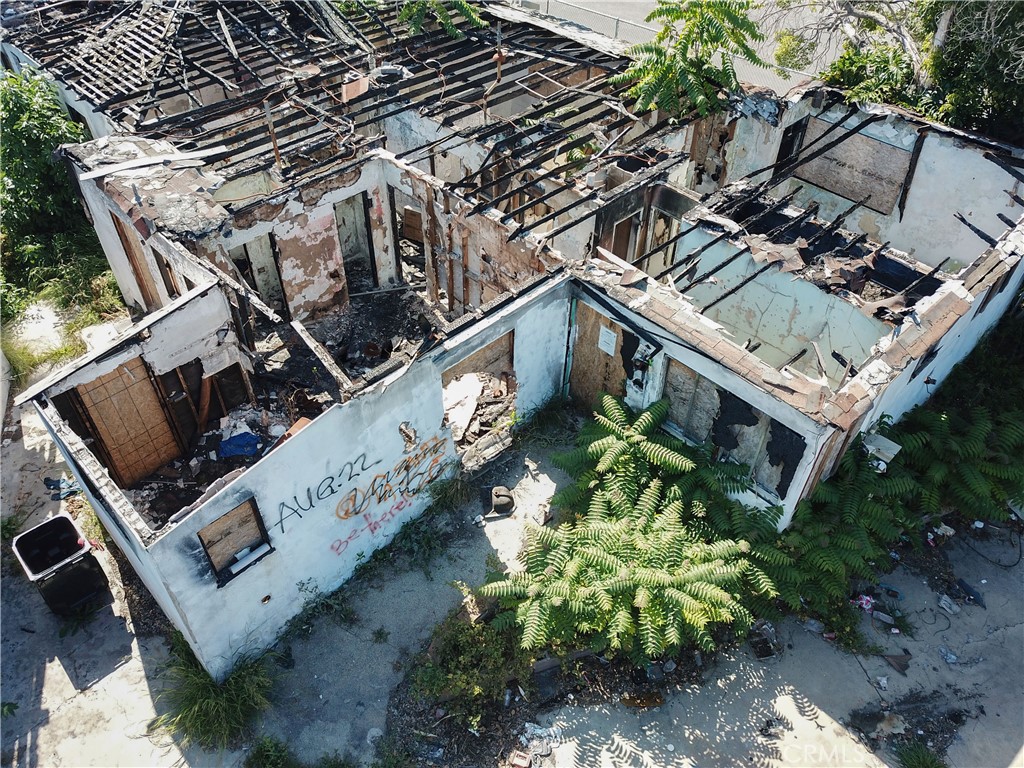 https://media.crmls.org/medias/41671df9-a09a-4f55-b456-82fcadd34017.jpg?preset=X-Large