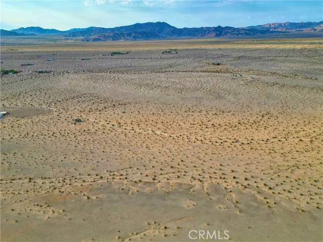 Detail Gallery Image 9 of 15 For 2 Sullivan Rd, Twentynine Palms,  CA 92277 - – Beds | – Baths