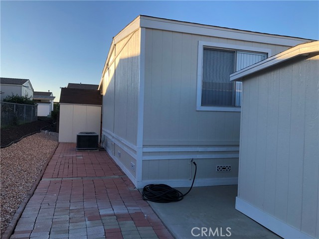 Detail Gallery Image 24 of 27 For 307 S Smith, Corona,  CA 92882 - 2 Beds | 2 Baths