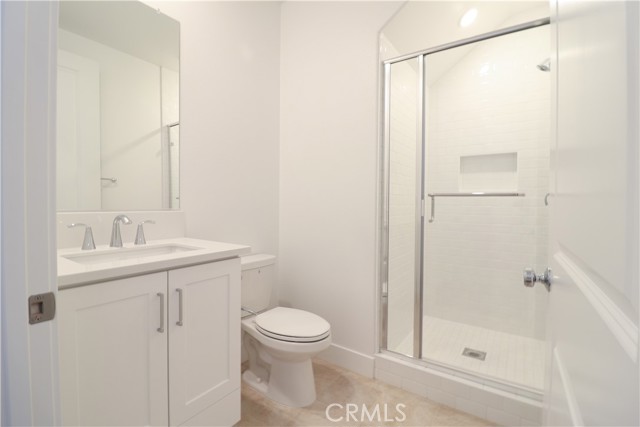 Detail Gallery Image 9 of 26 For 273 Shoveler, Irvine,  CA 92618 - 5 Beds | 4 Baths