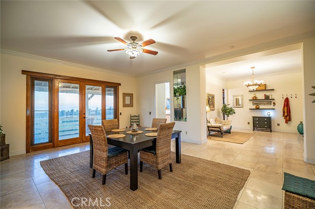 Detail Gallery Image 17 of 71 For 38705 via Del Oso, Temecula,  CA 92592 - 4 Beds | 5/1 Baths