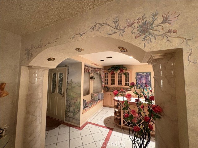 813 North View Crest Drive, Montebello, California 90640, 2 Bedrooms Bedrooms, ,2 BathroomsBathrooms,Single Family Residence,For Sale,North View Crest,PW25024951